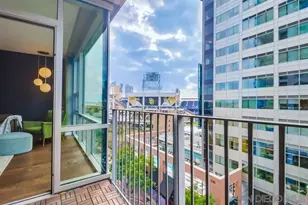 321 Tenth Ave, San Diego, CA 92101 - Photo 2