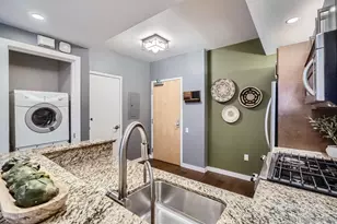 321 Tenth Ave, San Diego, CA 92101 - Photo 12