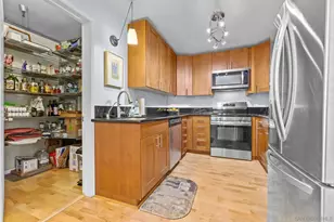 2568 Albatross St, San Diego, CA 92101 - Photo 10