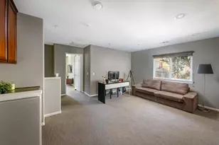 10447 Whitcomb Way, San Diego, CA 92127 - Photo 14