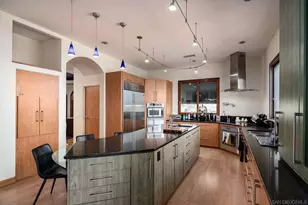 5848 Meadows Del Mar, San Diego, CA 92130 - Photo 8