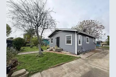  739 Park Pl, Escondido, CA 92025 - Photo 1