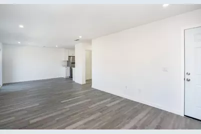  956 S 45th St, San Diego, CA 92113 - Photo 10