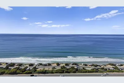  6801 Embarcadero Ln, Carlsbad, CA 92011 - Photo 16