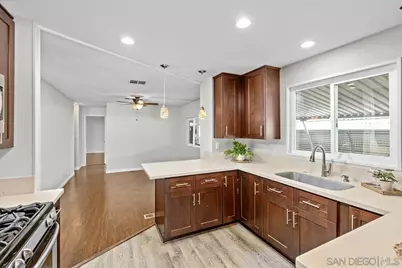  7305 San Bartolo Street #374, Carlsbad, CA 92011 - Photo 6