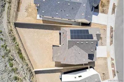  703 Meadowood St Lot 327 #Lot 327, Fallbrook, CA 92028 - Photo 24