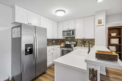  4600 Lamont St #4-103, San Diego, CA 92109 - Photo 6