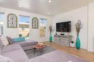 1220 Emerald St, San Diego, CA 92109 - Photo 6