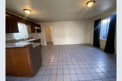  1202 E 76th St, Los Angeles, CA 90001 - Photo 26