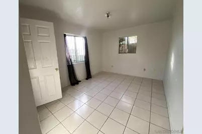  1202 E 76th St, Los Angeles, CA 90001 - Photo 22