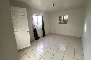 1202 E 76th St, Los Angeles, CA 90001 - Photo 22