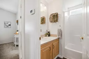 6460 Convoy Ct, San Diego, CA 92117 - Photo 24