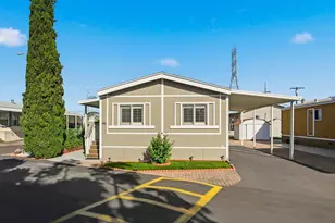 6460 Convoy Ct, San Diego, CA 92117 - Photo 2