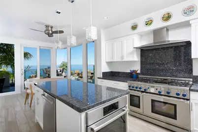  7825 Prospect Pl, La Jolla, CA 92037 - Photo 10