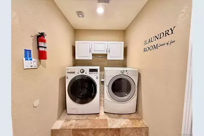  8364 Lake Ashwood Ave, San Diego, CA 92119 - Photo 6