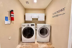 8364 Lake Ashwood Ave, San Diego, CA 92119 - Photo 6