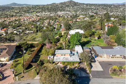  2820 Highlands Blvd, Spring Valley, CA 91977 - Photo 2