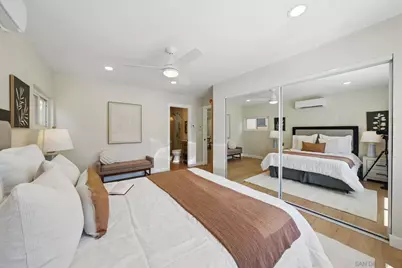  5460 Gilbert Dr, San Diego, CA 92115 - Photo 16