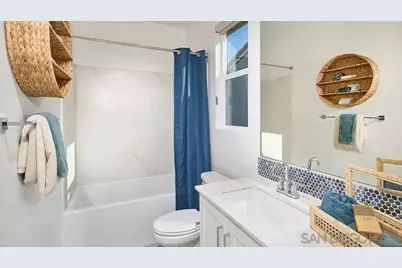  130 Mellano Way, Oceanside, CA 92057 - Photo 10