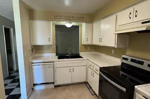 134 Espanas Glen, Escondido, CA 92026 - Photo 4