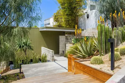  5622 Linda Rosa Ave, La Jolla, CA 92037 - Photo 2