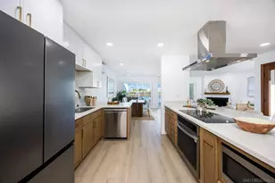 38 Antigua Ct, Coronado, CA 92118 - Photo 2