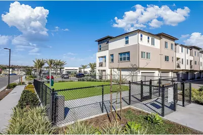  766 Jilian St #2, Chula Vista, CA 91911 - Photo 32