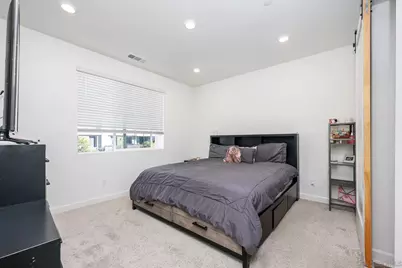  766 Jilian St #2, Chula Vista, CA 91911 - Photo 14