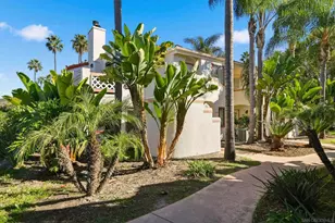 9454 Twin Trails Dr, San Diego, CA 92129 - Photo 2