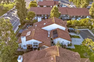 2037 Countrywood Way, Encinitas, CA 92024 - Photo 38