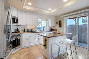 2037 Countrywood Way, Encinitas, CA 92024 - Photo 16