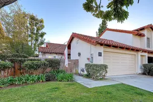 2037 Countrywood Way, Encinitas, CA 92024 - Photo 2