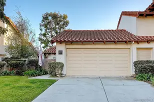 2037 Countrywood Way, Encinitas, CA 92024 - Photo 6
