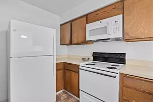 1349 Caminito Gabaldon, San Diego, CA 92108 - Photo 8