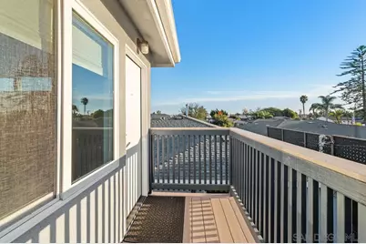  2152 Emerald St, San Diego, CA 92109 - Photo 28