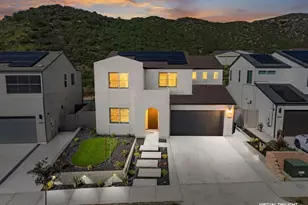 35562 Orchard Trail, Fallbrook, CA 92028 - Photo 2