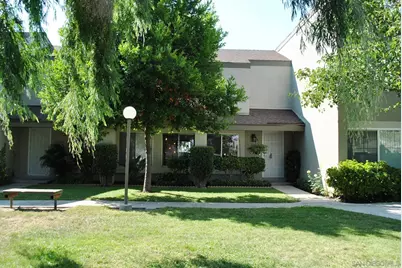  5059 La Cuenta Dr, San Diego, CA 92124 - Photo 2