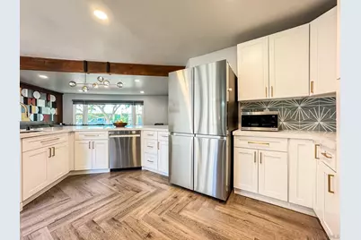  5011 E E Mountain View Dr, San Diego, CA 92116 - Photo 8