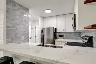 1124 Eureka St, San Diego, CA 92110 - Photo 8