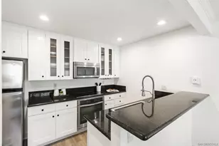 8503 Villa La Jolla Dr, La Jolla, CA 92037 - Photo 10