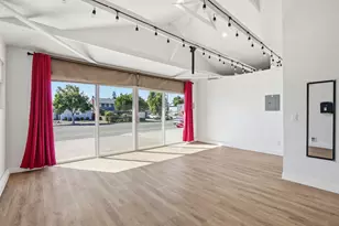 4224 Governor Dr, San Diego, CA 92122 - Photo 34