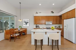 1027 Honeysuckle Dr, San Marcos, CA 92078 - Photo 6