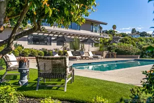 7846 Esterel Dr, La Jolla, CA 92037 - Photo 16