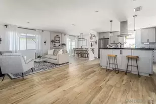 4367 Berwick, San Diego, CA 92117 - Photo 2