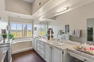 56 Via Casitas, Bonsall, CA 92003 - Photo 8