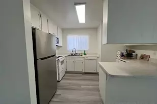 521 Sandalwood Pl, Escondido, CA 92027 - Photo 2