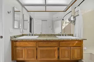 28885 Shadow Valley Ln, Santa Clarita, CA 91390 - Photo 48