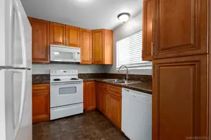 1811 E Grand Ave, Escondido, CA 92027 - Photo 10