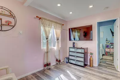  999 E Division St #D20, National City, CA 91950 - Photo 4