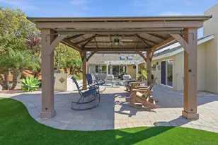 2742 Glasgow Dr, Carlsbad, CA 92010 - Photo 48
